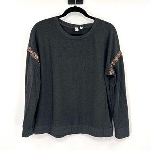 CABLE & GAUGE Long Sleeve Top Grey L Animal Print Leopard Cheetah Pullover Shirt